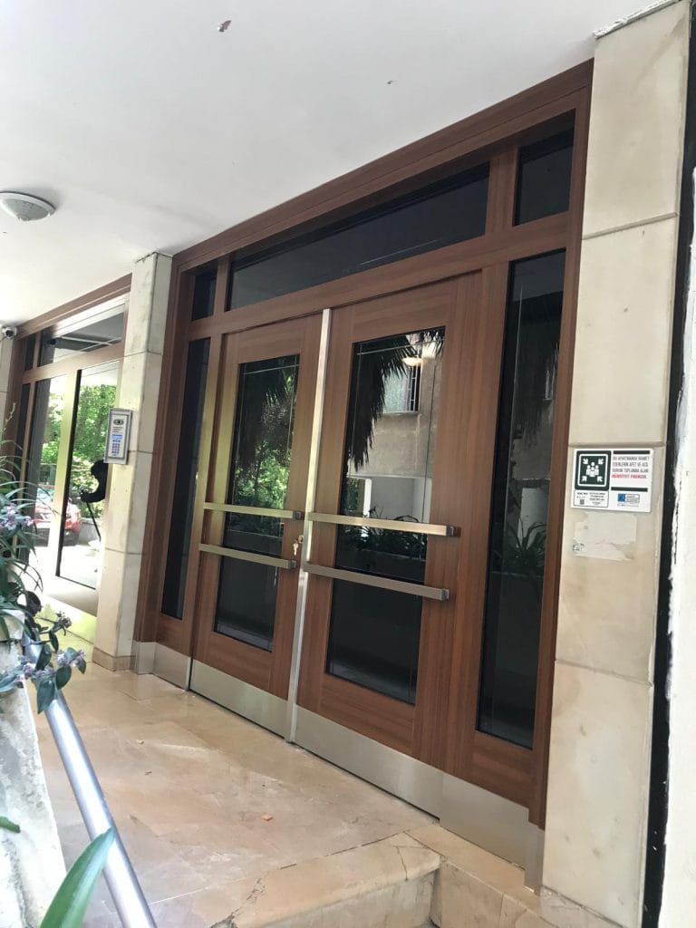 Azm-504 Villa ve Bina giriş kapısı