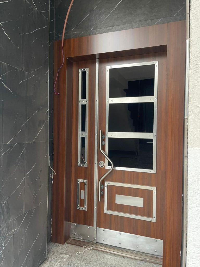 Azm-505 Villa ve Bina giriş kapısı